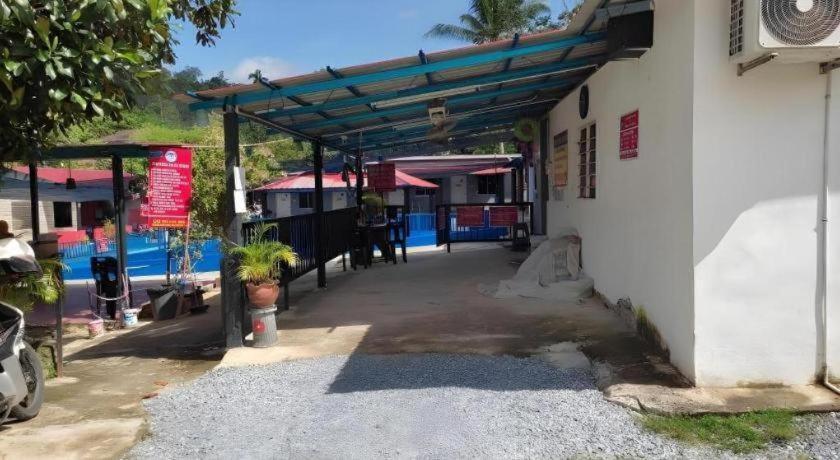 Oyo Home 90554 Norfa Camp House Changlun Exterior photo